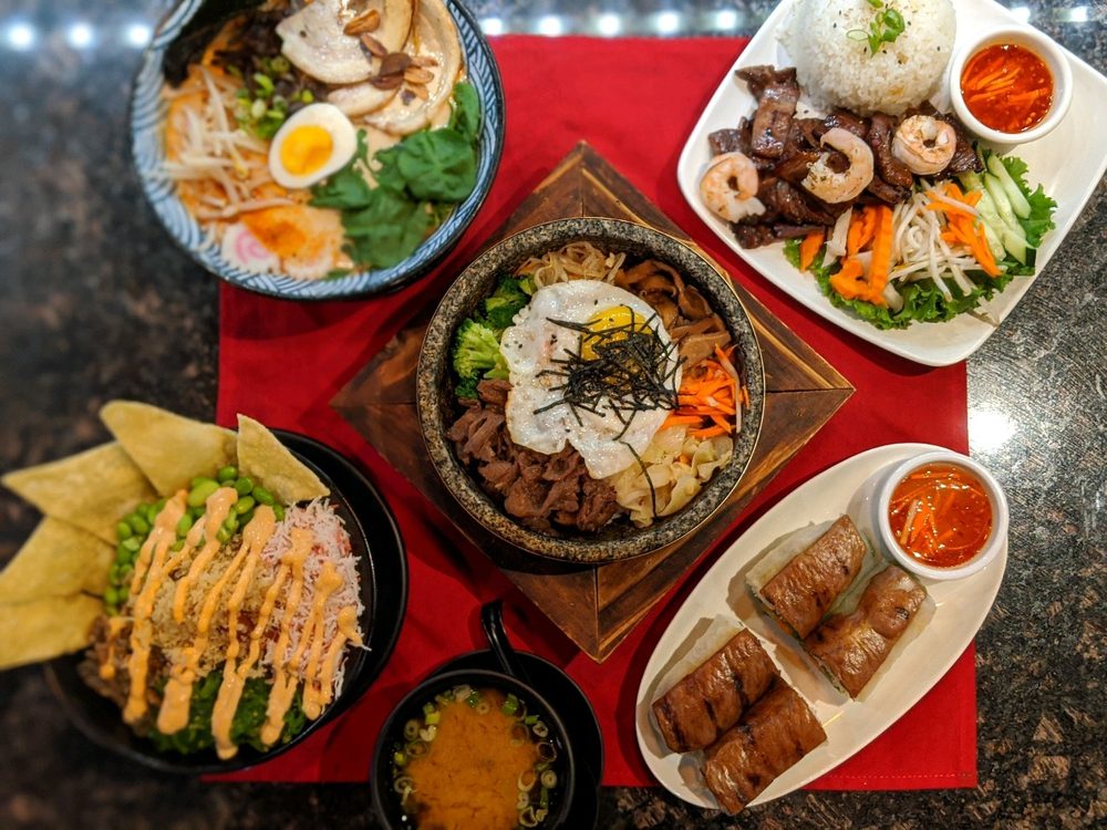 ijji Noodle House & Poke Don