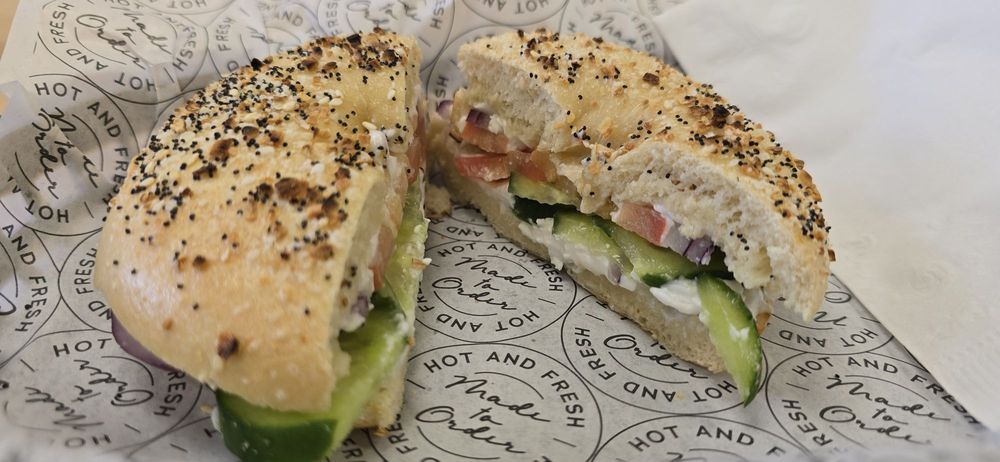 Mort's Bagels