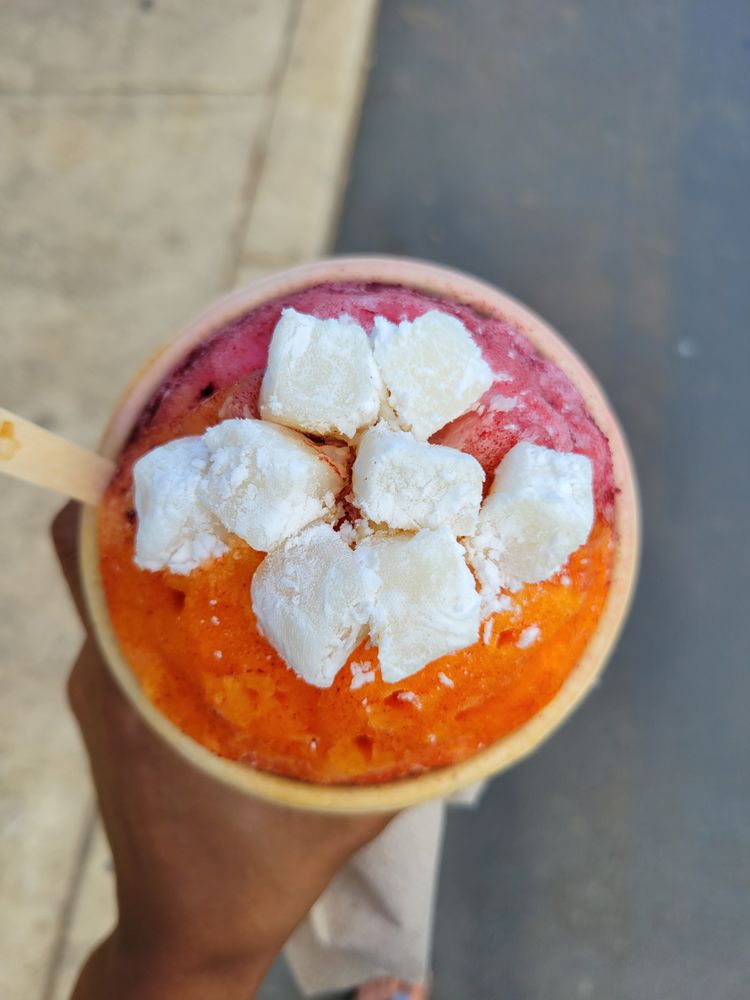 Ululani's Hawaiian Shave Ice - Kahului