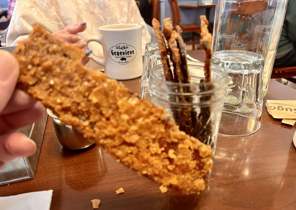 Cafe Genevieve